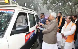 मुख्यमंत्री ने 34 मोबाइल फॉरेंसिक गाड़ियों को दिखाई हरी झंडी, अपराध जांच को मिलेगी हाईटेक रफ्तार