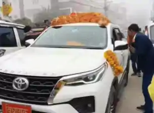 150 गाड़ियों का काफिला, 200 स्वागत मंच—दरभंगा से पटना तक शक्ति प्रदर्शन, संजय सरावगी संभालेंगे BJP की कमान