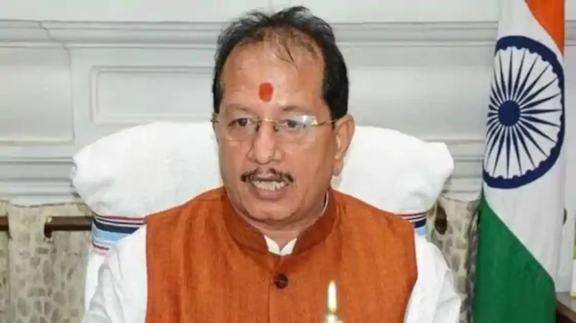 CO करे परेशान तो सीधे करें शिकायत, गुस्से में विजय सिन्हा, अफसरों को लगाई फटकार