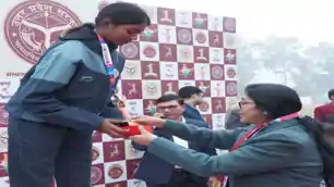 लखनऊ में झारखंड की बेटी का कमाल, ओबामी मुर्मू ने लॉन्ग जंप में जीता स्वर्ण पदक 