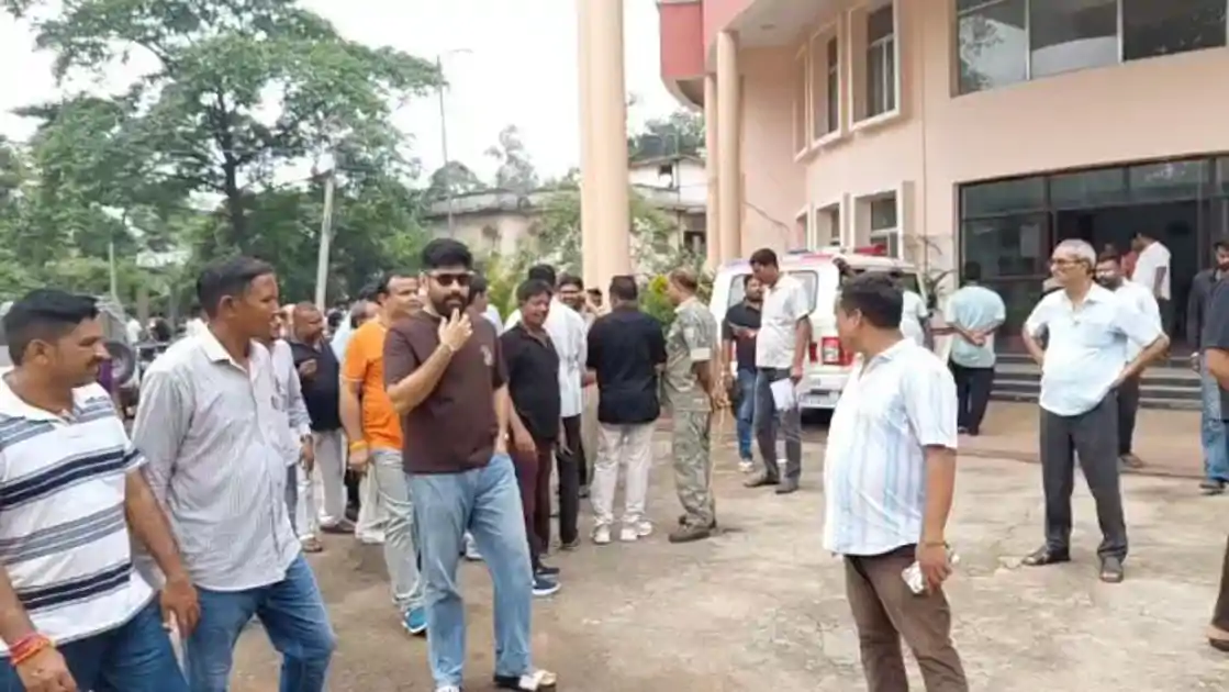 रॉयल्टी चालान पर बवाल, धनबाद में 40 टेंडरों का सामूहिक बहिष्कार