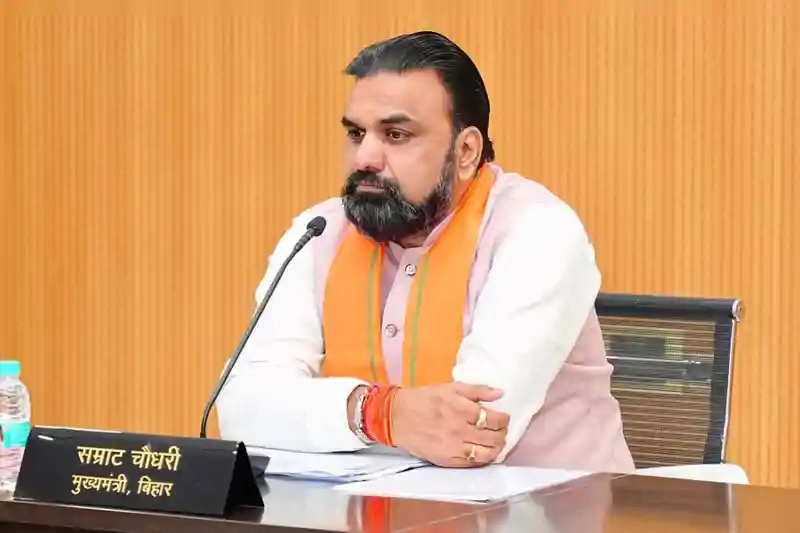 बिहार में देर रात खेला हो गया! सम्राट सरकार ने 29 IPS अफसरों को बदला, कई जिलों के SP बदले