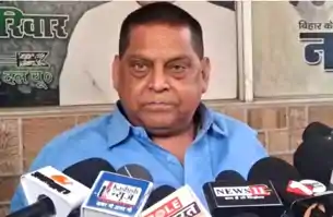 नीरज कुमार का तेजस्वी यादव को चैलेंज—हिम्मत है तो फैसल रहमान को पार्टी से निकालकर दिखाएं