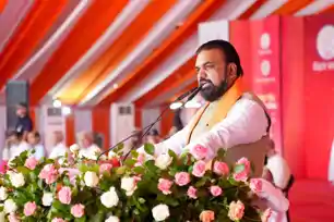10 दिन में नोटिस, 20 दिन में अंतिम चेतावनी और 31वें दिन नौकरी खत्म, CM सम्राट ने अधिकारियों को चेताया