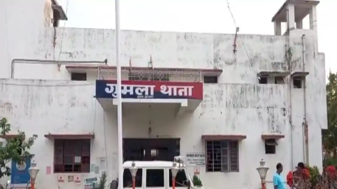 गुमला में छात्रा की सूझबूझ से टली बड़ी वारदात, ऑटो चालक गिरफ्तार; जानिए क्या है पूरा मामला 
