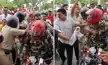 शनि मंदिर के बाबा की पिटाई, गाड़ी में तोड़फोड़! आरोपी को पकड़ते ही भीड़ ने भी पीटा-shani mandir ke baba ki pitai, gadi mein todphod! aaropi ko pakadte hi bheed ne bhi peeta शनि मंदिर के बाबा की पिटाई, गाड़ी में तोड़फोड़! आरोपी को पकड़ते ही भीड़ ने भी पीटा-shani mandir ke baba ki pitai, gadi mein todphod! aaropi ko pakadte hi bheed ne bhi peeta