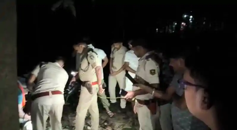 संदिग्ध अवस्था में युवक की लाश बरामद, भाई पर हत्या का आरोप संदिग्ध अवस्था में युवक की लाश बरामद, भाई पर हत्या का आरोप