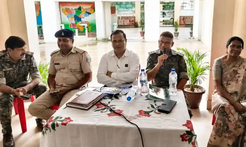 डिजिटल अरेस्ट और ओटीपी फ्रॉड से बचे, पुलिस ने बताये बचाव के तरीके, किया जागरूक
