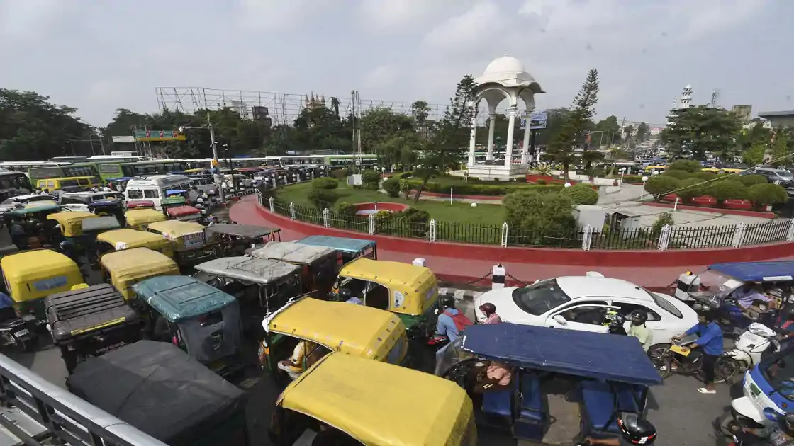 सरस मेला की वजह से लग रहे जाम को देख ट्रैफिक में बदलाव, करगिल चौक पर इस दिन पार्किंग नहीं होगी 