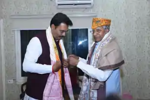 भाजपा प्रदेश अध्यक्ष संजय सरावगी ने वरिष्ठ नेताओं से की भेंट, आवास पर जाकर किया सम्मान व लिया आशीर्वाद