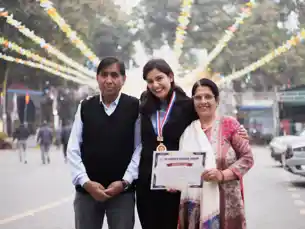 रांची : सेंट ज़ेवियर कॉलेज की छात्रा बरूज को मिला वैन विंकल मेमोरियल सम्मान