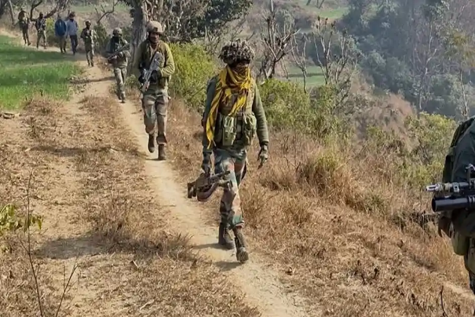 किश्तवाड़ा : चतरू बेल्ट में सुरक्षाबलों और आतंकियों में भिड़ंत, एक सैनिक ने दिया सर्वोच्च बलिदान