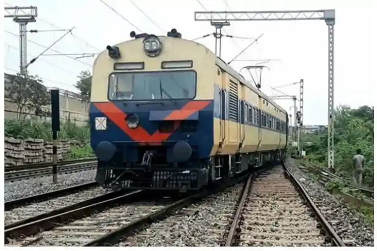 यात्रीगण कृपया ध्यान दें! रेलवे रखरखाव को लेकर आद्रा रूट पर कई ट्रेनों का परिचालन प्रभावित