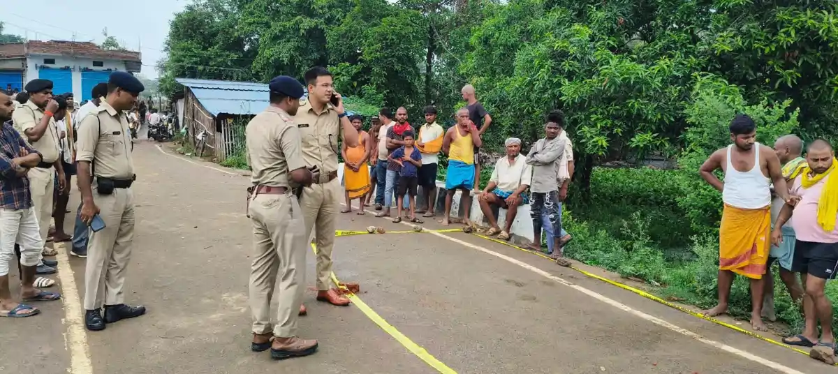 पटना में ताबड़तोड़ गोलीबारी, खूब चले लाठी-डंडे, दो को लगी गोली, कई घायल 