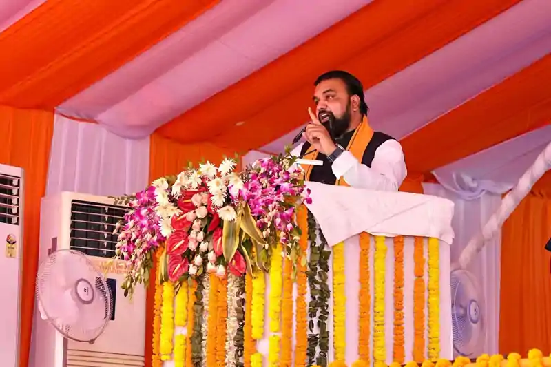 पटना शहर से बाहर होंगे सभी कोचिंग सेंटर, बिहार के कॉलेजों में अब रात 8 बजे तक पढ़ाई, CM सम्राट का बड़ा फैसला पटना शहर से बाहर होंगे सभी कोचिंग सेंटर, बिहार के कॉलेजों में अब रात 8 बजे तक पढ़ाई, CM सम्राट का बड़ा फैसला