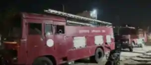 रातू के 99 शॉप मॉल में शॉर्ट सर्किट से लगी आग, लाखों का सामान जलकर राख