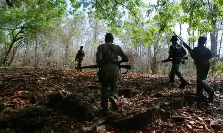छत्तीसगढ़-आंध्र प्रदेश सीमा पर सुरक्षाबलों का बड़ा अभियान, पोलित ब्यूरो सदस्य देवजी समेत 7 नक्सली ढेर