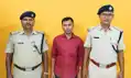 तेज रफ्तार टेम्पो ने तोड़ा रेलवे फाटक का बूम, चालक गिरफ्तार