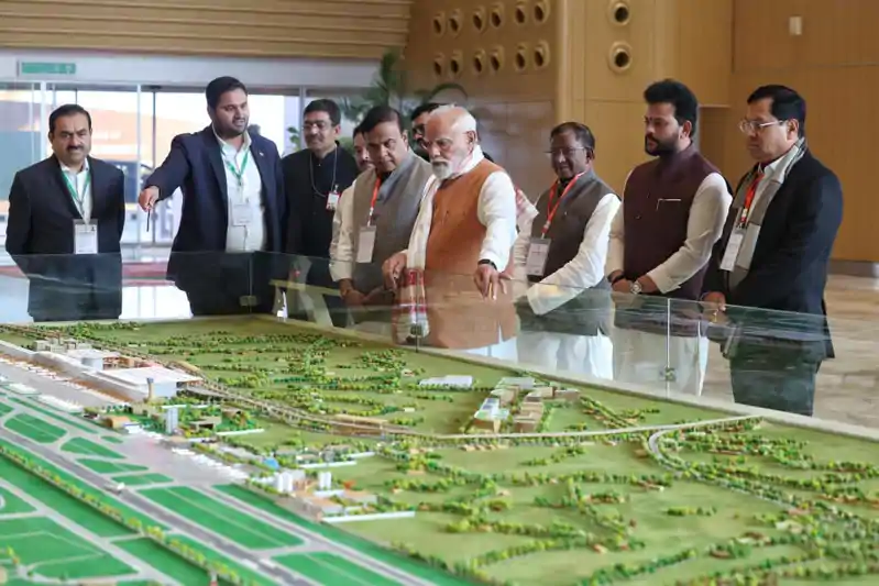 अदाणी एयरपोर्ट होल्डिंग्स की बड़ी छलांग, गुवाहाटी में रिकॉर्ड समय में बना नया टर्मिनल, PM ने किया उद्घाटन अदाणी एयरपोर्ट होल्डिंग्स की बड़ी छलांग, गुवाहाटी में रिकॉर्ड समय में बना नया टर्मिनल, PM ने किया उद्घाटन