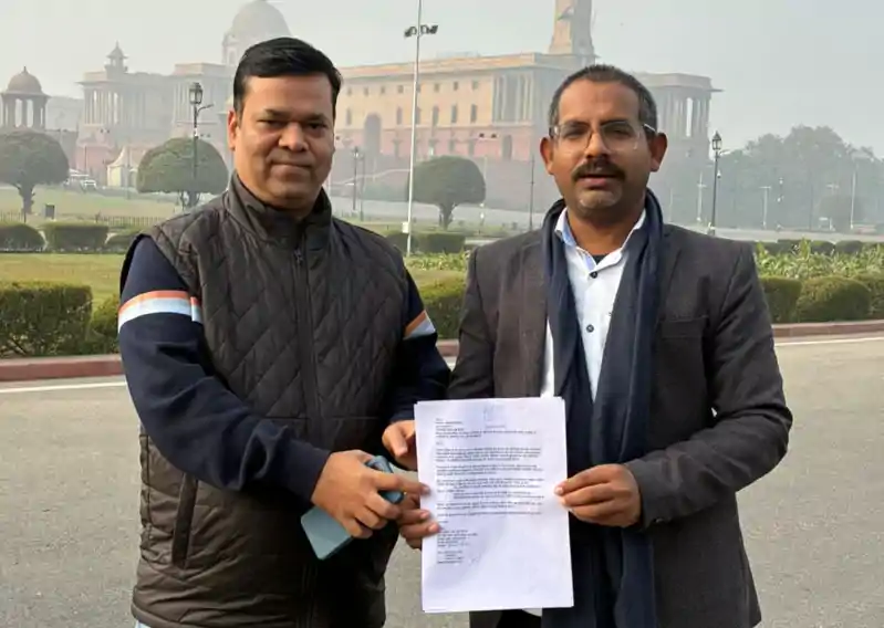 सरकारी कार्यक्रमों में पहचान छिपाने पर नियम तय करने की उठी माँग आशीष रंजन