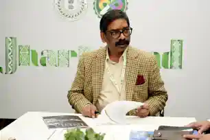 दावोस में मुख्यमंत्री हेमन्त सोरेन की टाटा स्टील के शीर्ष नेतृत्व से अहम बैठक, राज्य में 11,000 करोड़ रुपये के ग्रीन स्टील निवेश का संकल्प