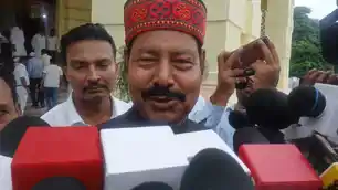 बिहार में भगवा पर सियासी तूफान, 'आपका भी सारा चिट्ठा हमारे पास है' भाई वीरेंद्र खूब गरजे, MLC ने भी बोला हमला 