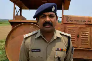 रिश्तों पर भारी पड़ा पैसा, समधन की गोली मारकर हत्या, समधी पर लगा आरोप
