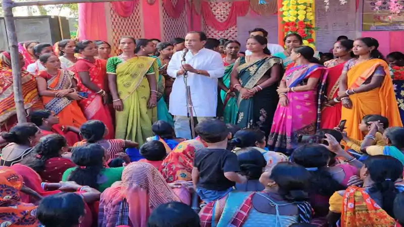 झारखंड सरकार ने सहिया, सहिया साथी और स्वास्थ्य कर्मियों के मानदेय में की बढ़ोतरी झारखंड सरकार ने सहिया, सहिया साथी और स्वास्थ्य कर्मियों के मानदेय में की बढ़ोतरी