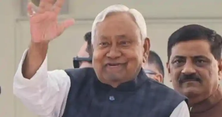 नीतीश सरकार का नया मंत्रिमंडल घोषित: सम्राट चौधरी, विजय सिन्हा, श्रेयसी सिंह सहित कई नेताओं को मंत्रालय की जिम्मेदारी, कुल 26 लोगों को मिली जगह