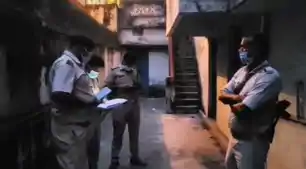 बंद घर से मिला मां-बेटे का शव, पुलिस गुत्थी सुलझाने में जुटी