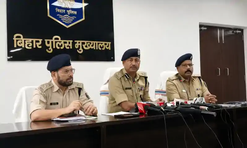 एक्टिव मोड में बिहार पुलिस, 350 से अधिक सुपारी किलर की सूची तैयार, दबोचने की कार्रवाई शुरू एक्टिव मोड में बिहार पुलिस, 350 से अधिक सुपारी किलर की सूची तैयार, दबोचने की कार्रवाई शुरू