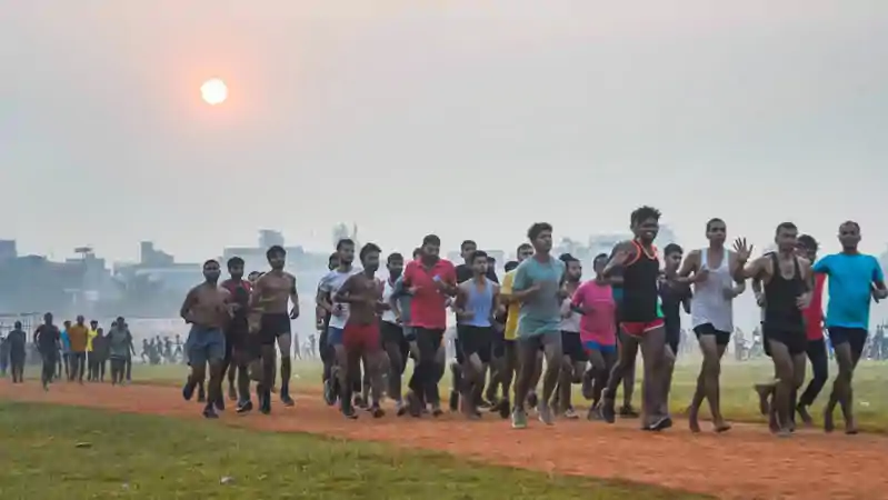 गांधी मैदान में ट्रेनिंग सेंटरों पर 'नो एंट्री' बरकरार: आम लोगों, पर्यटकों और सुबह की सैर करने वालों पर रोक नहीं Gandhi Maidan