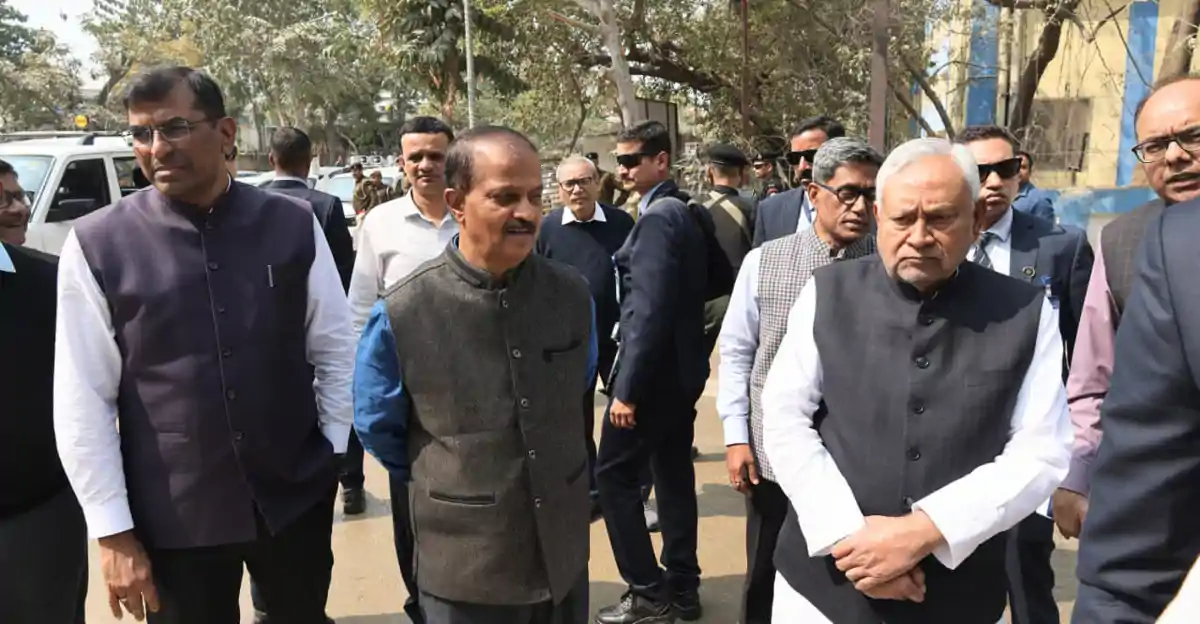 IGIMS पटना में 1200 बेड के नए अस्पताल भवन का सीएम ने किया निरीक्षण, निर्माण कार्य तेज करने का निर्देश