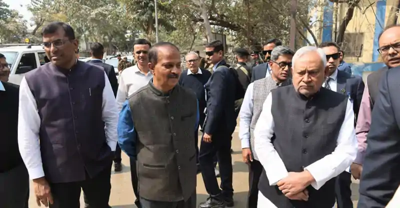 IGIMS पटना में 1200 बेड के नए अस्पताल भवन का सीएम ने किया निरीक्षण, निर्माण कार्य तेज करने का निर्देश नीतीश कुमार