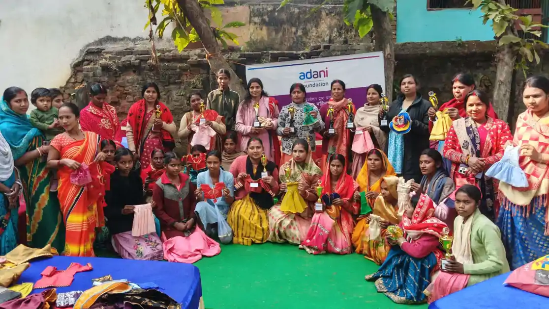 गोड्डा में महिलाओं की मेहनत को मिला मंच, अदाणी फाउंडेशन ने महिलाओं को किया सम्मानित