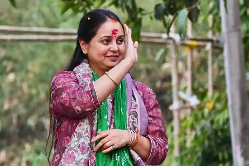 फर्जी सोशल मीडिया अकाउंट्स पर भड़कीं लालू की बेटी रोहिणी, साइबर सेल में दर्ज कराई शिकायत Rohini Acharya