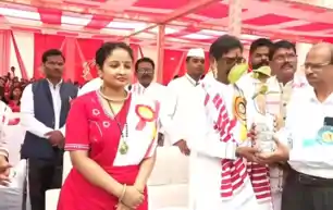 सरहुल पर्व पर CM हेमंत सोरेन ने सरना स्थल पर की पूजा, प्रकृति संरक्षण और एकता का दिया संदेश