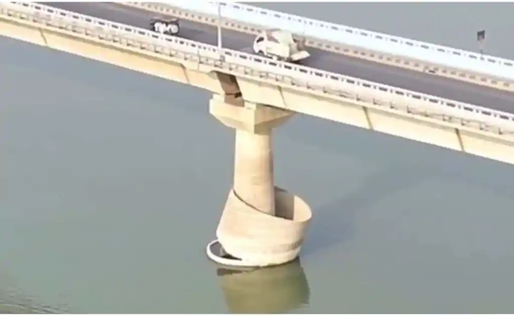 विक्रमशिला सेतु के पिलर की दीवार ढही, सुरक्षा पर उठे सवाल, जांच के लिए बनी एक्सपर्ट टीम, सरकार घिरी