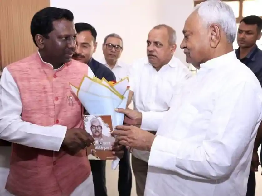 महिला दारोगा ने JDU महासचिव को दी 40 लाख की घूस, BPSC परीक्षा पास कराने के लिए डील, जदयू नेता समेत 5 पर FIR 