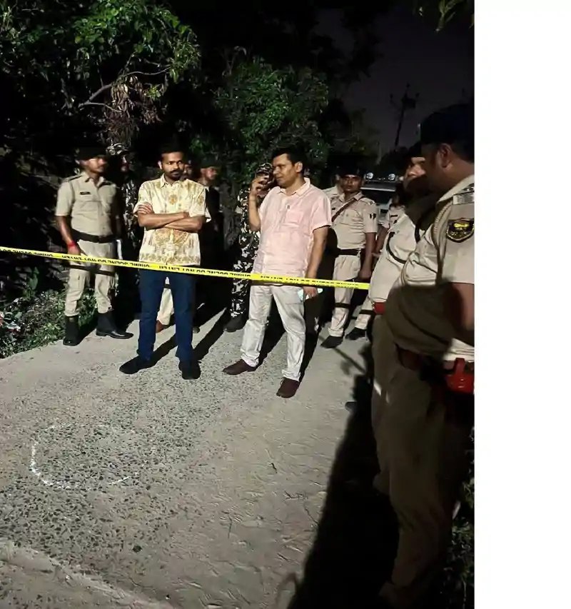 बिहार में फिर बड़ा एनकाउंटर, मोस्ट वांटेड अपराधी को पुलिस ने किया ढेर, इंस्पेक्टर-सब-इंस्पेक्टर को भी लगी गोली बिहार में फिर बड़ा एनकाउंटर, मोस्ट वांटेड अपराधी को पुलिस ने किया ढेर, इंस्पेक्टर-सब-इंस्पेक्टर को भी लगी गोली