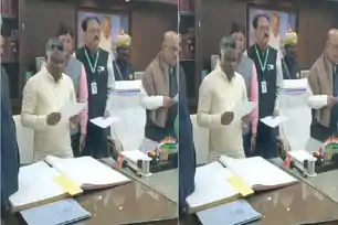 घाटशिला : नवनिर्वाचित विधायक सोमेश सोरेन ने ली शपथ, क्षेत्र के विकास को बताया प्राथमिकता 