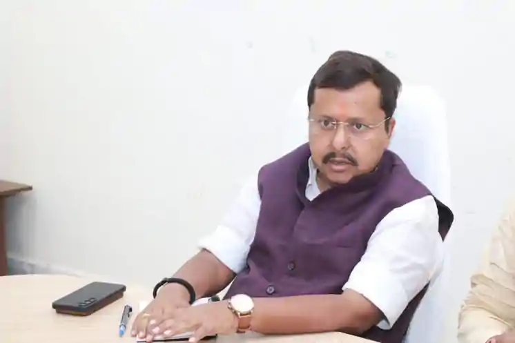 प्रधानमंत्री एवं मुख्यमंत्री जी के विजन को गति देना हमारा उद्देश्य: मंत्री नितिन नवीन