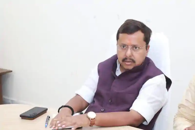 Nitin Naveen 