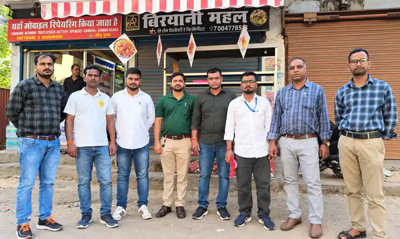 बिना ट्रेड लाइसेंस चल रहा ‘बिरयानी महल’ सील, बिना नक्शे के भवन निर्माण का भी खुलासा बिना ट्रेड लाइसेंस चल रहा ‘बिरयानी महल’ सील, बिना नक्शे के भवन निर्माण का भी खुलासा