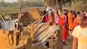 कोडरमा में ईंट-भट्ठे पर हाथियों का हमला, मजदूर और बच्चे की जान गई