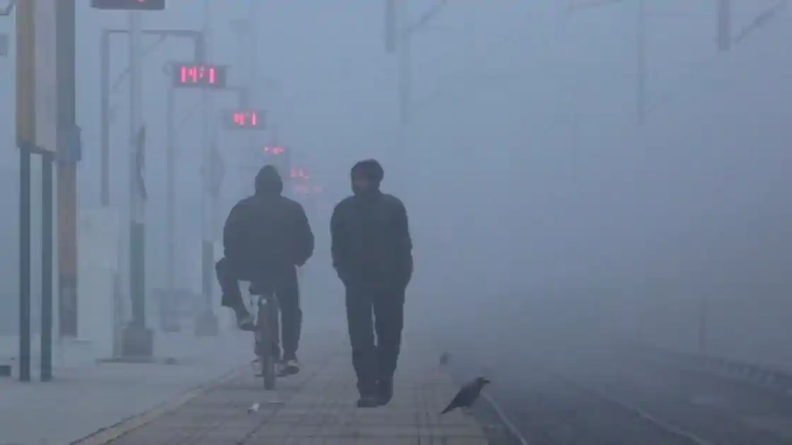 शीतलहर की चपेट में झारखंड, रांची का पारा 7.8 डिग्री तक लुढ़का