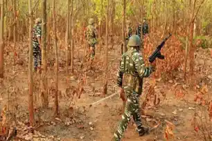 सारंडा में सुरक्षाबलों का बड़ा ऑपरेशन, कई माओवादियों के ढेर होने की सूचना, फा*यरिंग जारी