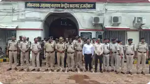 हजारीबाग सेंट्रल जेल में अचानक रेड, सुरक्षा व्यवस्था और कैदियों की सुविधाओं की हुई जांच 