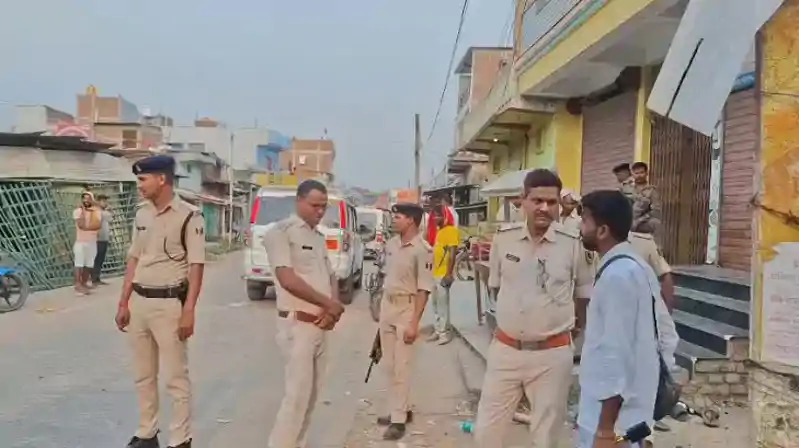 जुआ खेलने से रोका तो चाचा और भतीजे को मार दी गो*ली, अब पुलिस कर रही जांच
