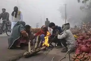 बिहार के इन जिलों में कड़ाके की ठंड का अलर्ट, बच्चों और बुजुर्गों को विशेष सावधानी बरतने की जरूरत